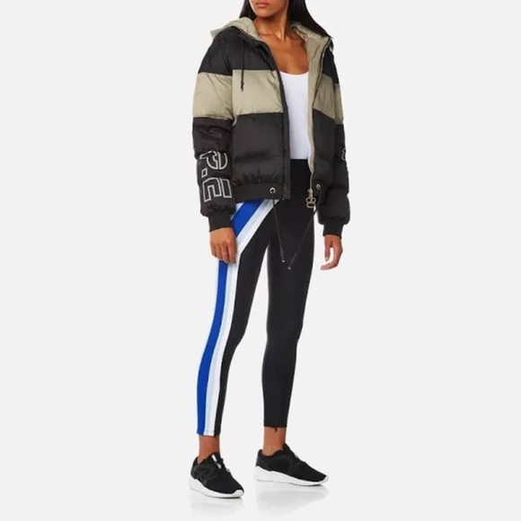 P.E Nation Set Position Leggings, Large - Picture 1 of 14